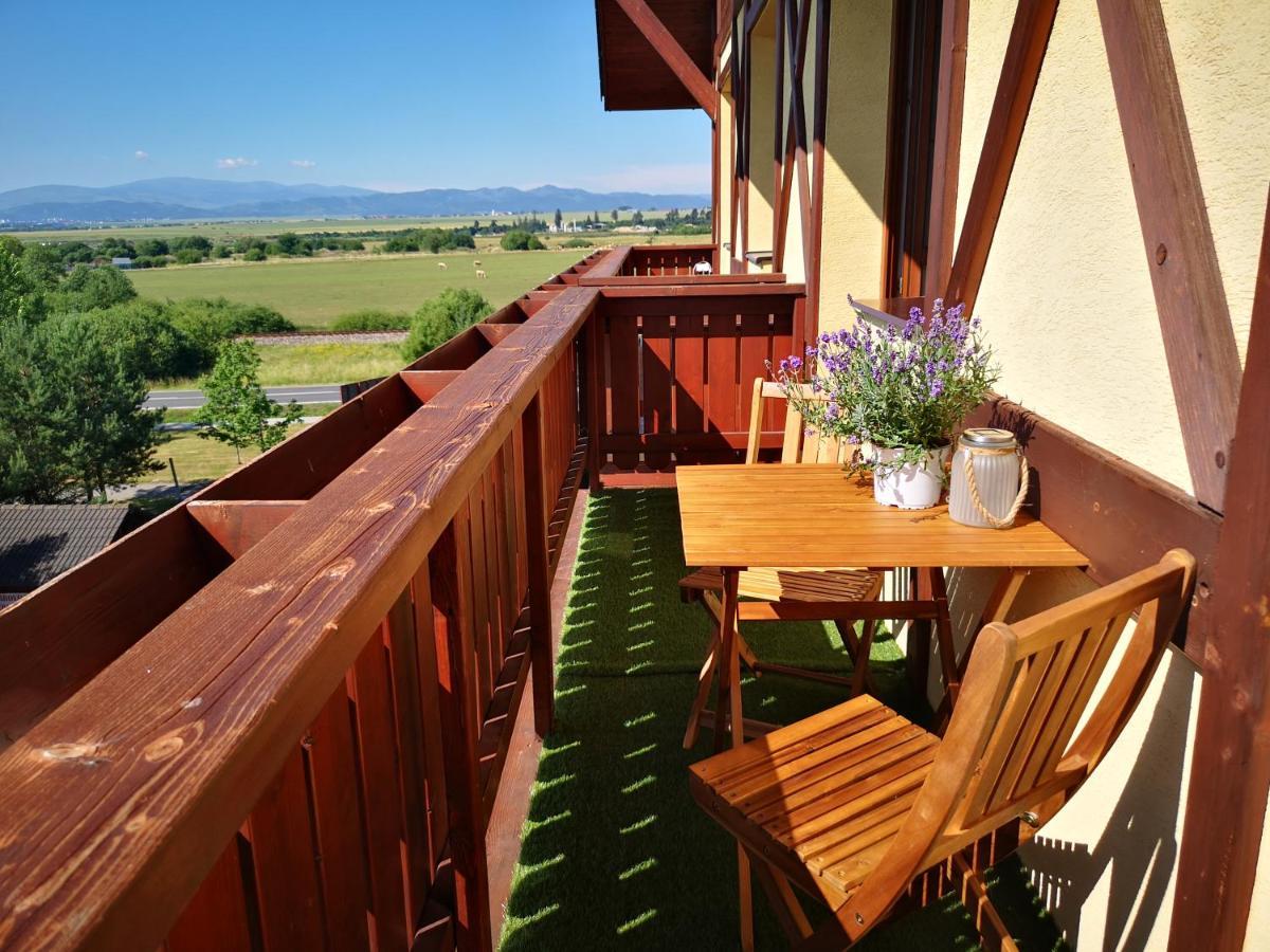 Apartman Laria Vel'ka Lomnica Exterior foto